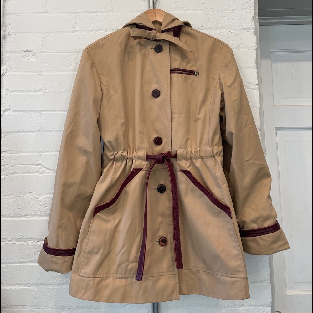 Etienne Aigner ladies vintage trench coat